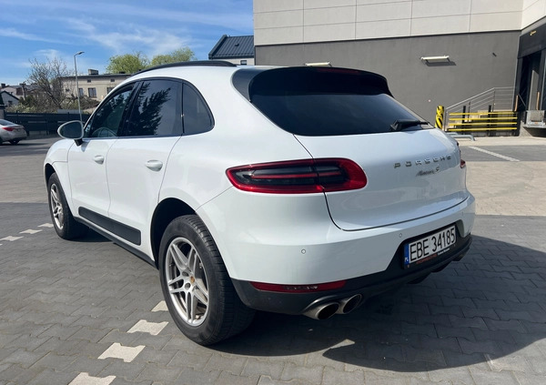 Porsche Macan cena 135000 przebieg: 121000, rok produkcji 2015 z Bełchatów małe 191